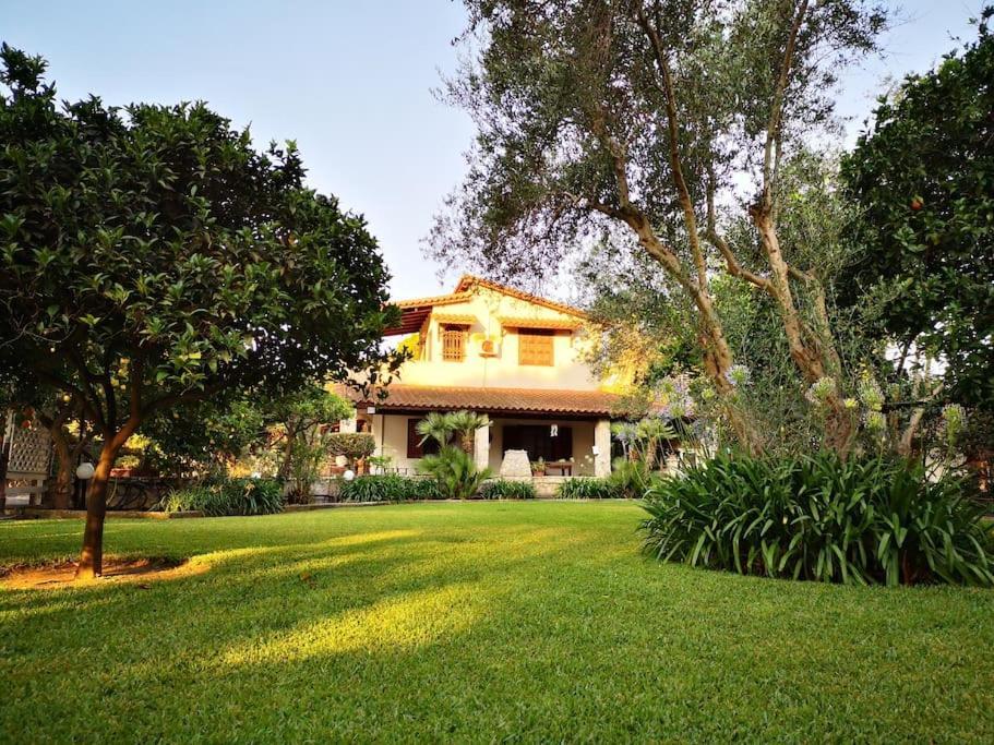 Villa Lena Entire Cottage Kalamaki  Exterior photo